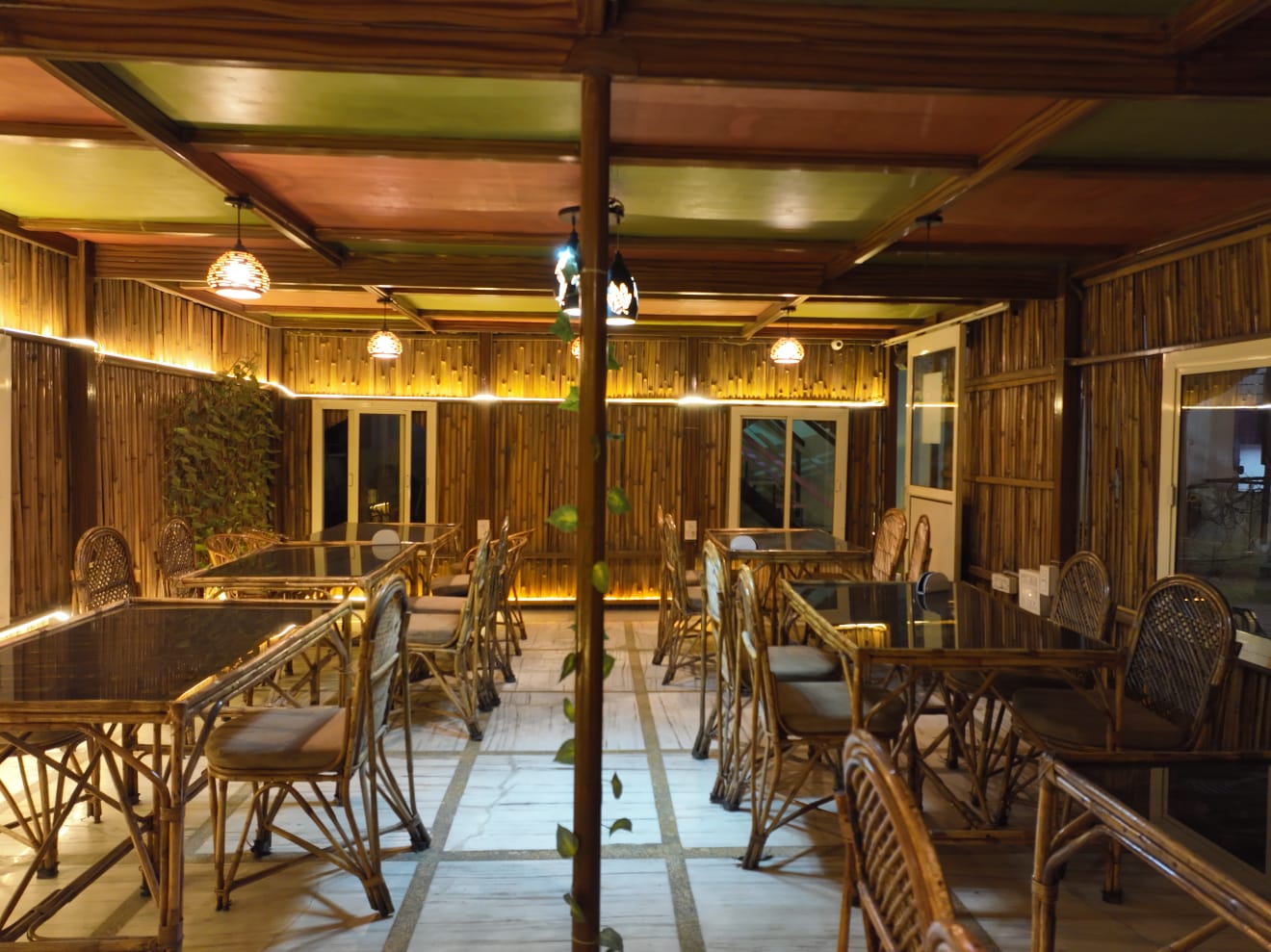 Restaurant-3