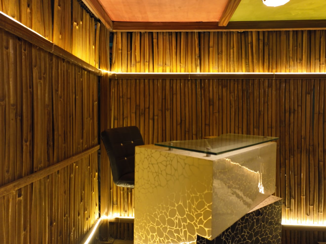 Restaurant-2